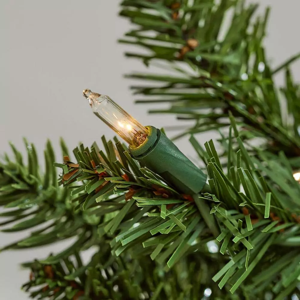 Home Accents Holiday 4 ft Montclair Spruce Potted 2-Pack 6 Home Accents Holiday 4 ft Montclair Spruce Potted 2-Pack - Image 4