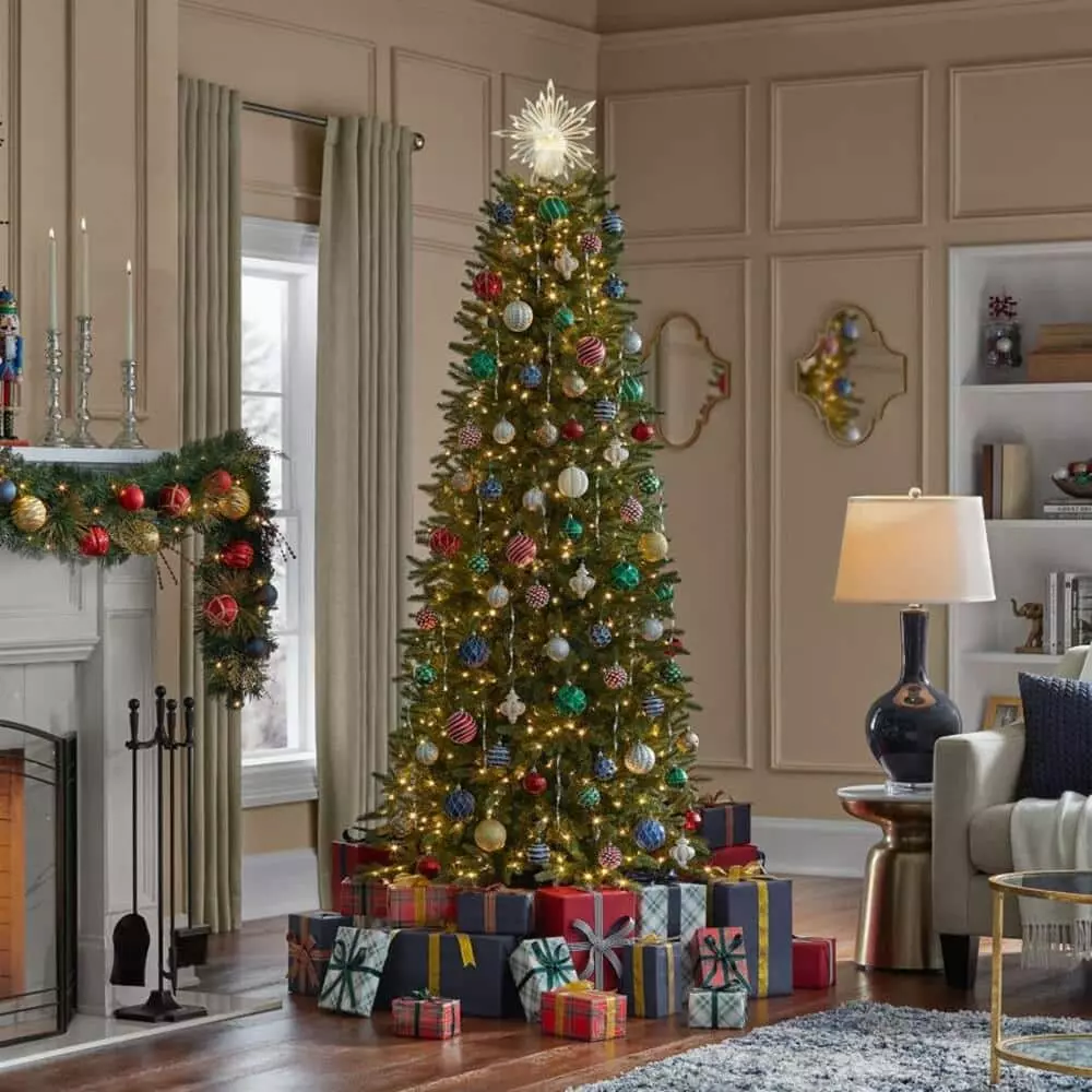 Home Accents Holiday 7.5 ft Jackson Noble Slim Christmas Tree 4 Home Accents Holiday 7.5 ft Jackson Noble Slim Christmas Tree - Image 2