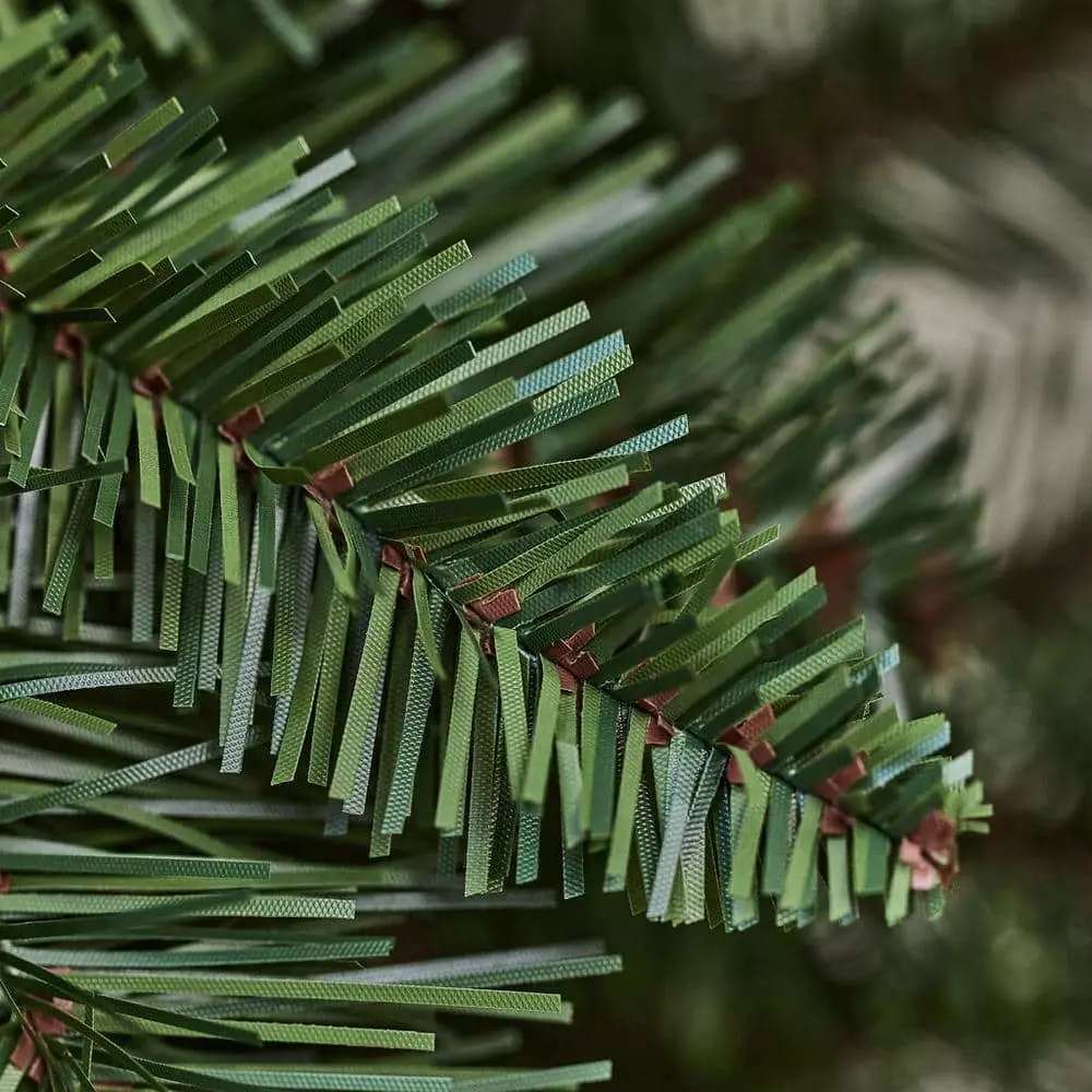 Home Accents Holiday 7.5 ft Wesley Pine Unlit Christmas Tree 7 Home Accents Holiday 7.5 ft Wesley Pine Unlit Christmas Tree - Image 5